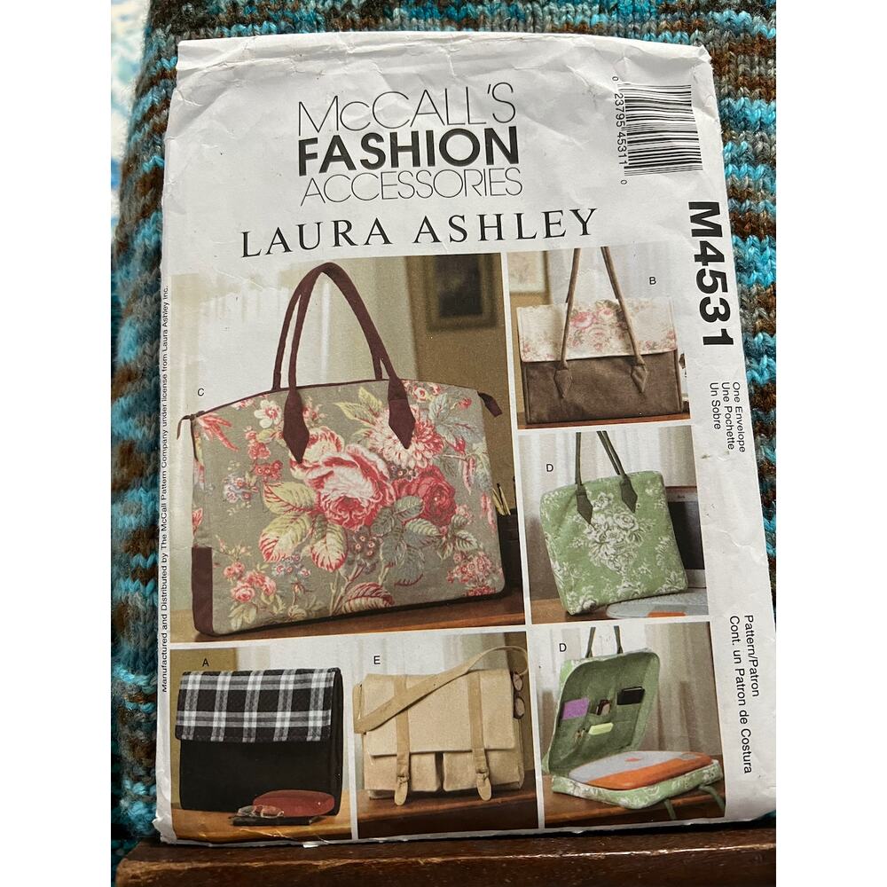McCalls pattern 4531 Laura Ashley business laptop bags totes messenger bag